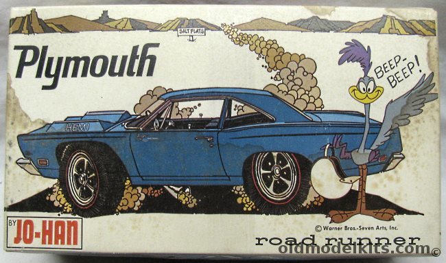 Jo-Han 1/25 1969 Plymouth Road Runner Customizing Kit - Stock / Richard Petty Racer / Custom, C1669-200 plastic model kit